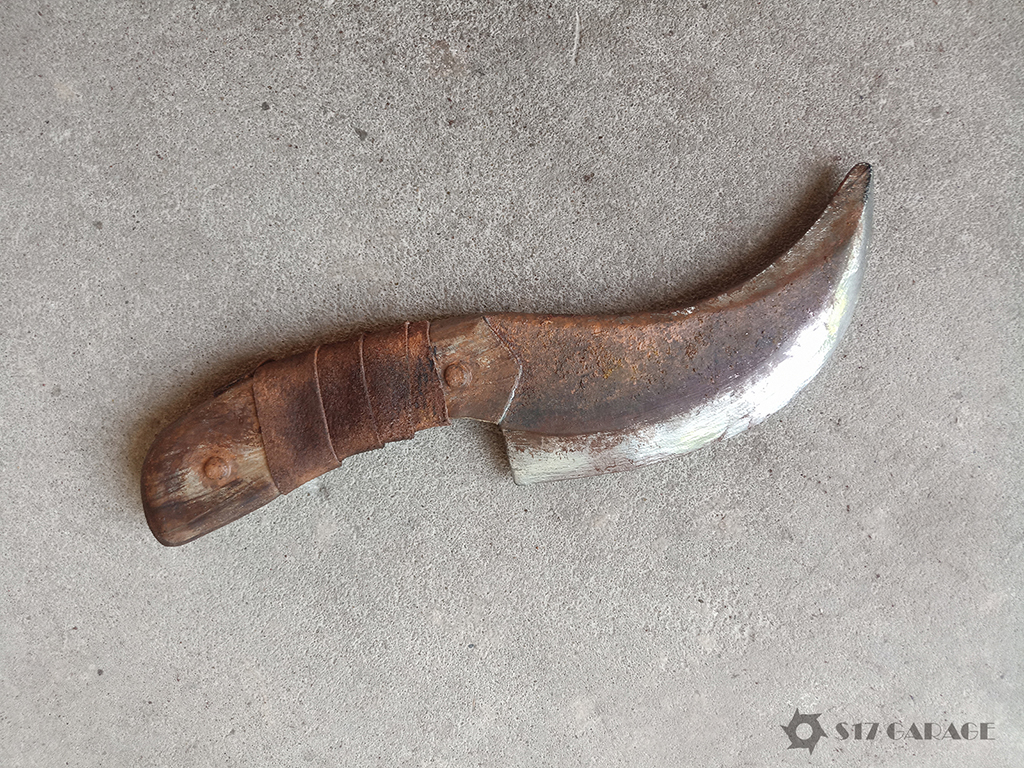 foam knife. rust effect. LARP weapon. postapocalyptic crafting